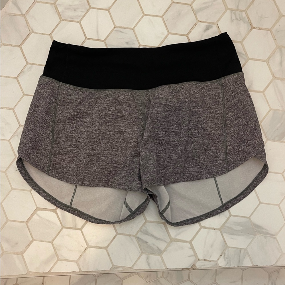 Lululemon Women's Gray and Black Shorts